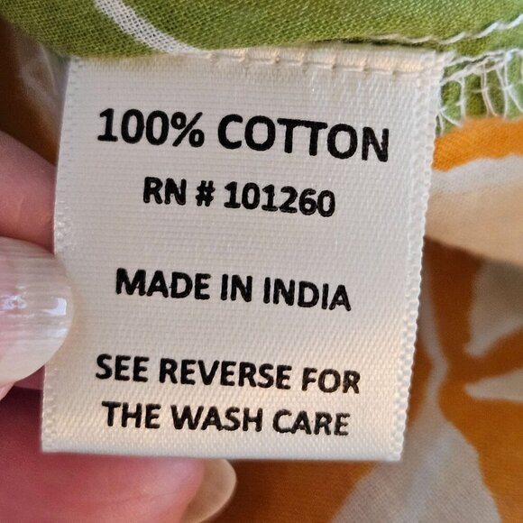 True Destinations Medium Button Long Shirt Multicolor Tropical Print Boho Beach - Picture 8 of 10